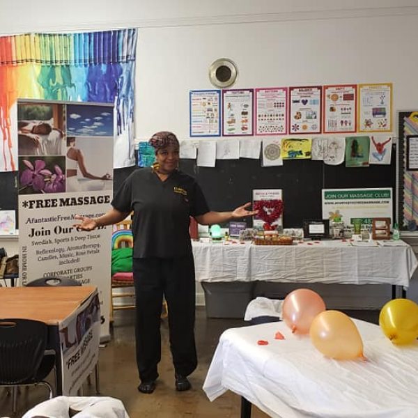 Chicago Public Schools – Free Teacher Massages (4) Free Teacher Massages by Emergency Mobile Massage